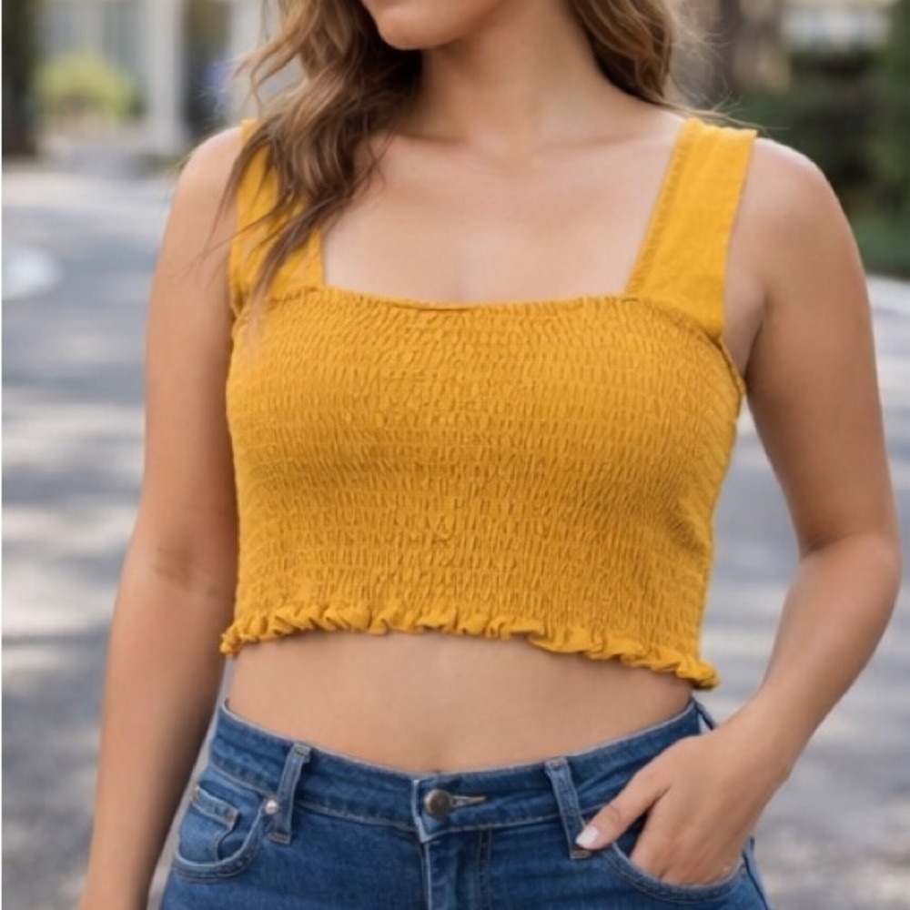 Wild Fable Women's Size S Mustard Yellow Ruffle Smocked Crop Tank Top‎